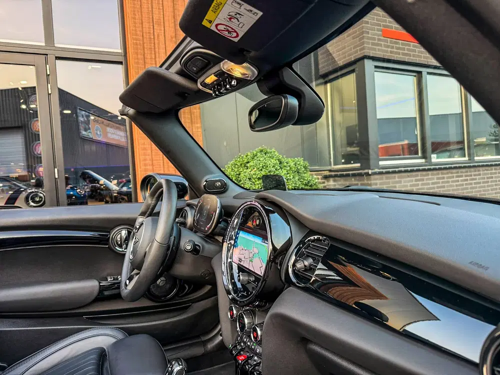 Mini Cabrio 2.0 John Cooper Works JCW Pack F1 aut 231p uit 2023, foto 2