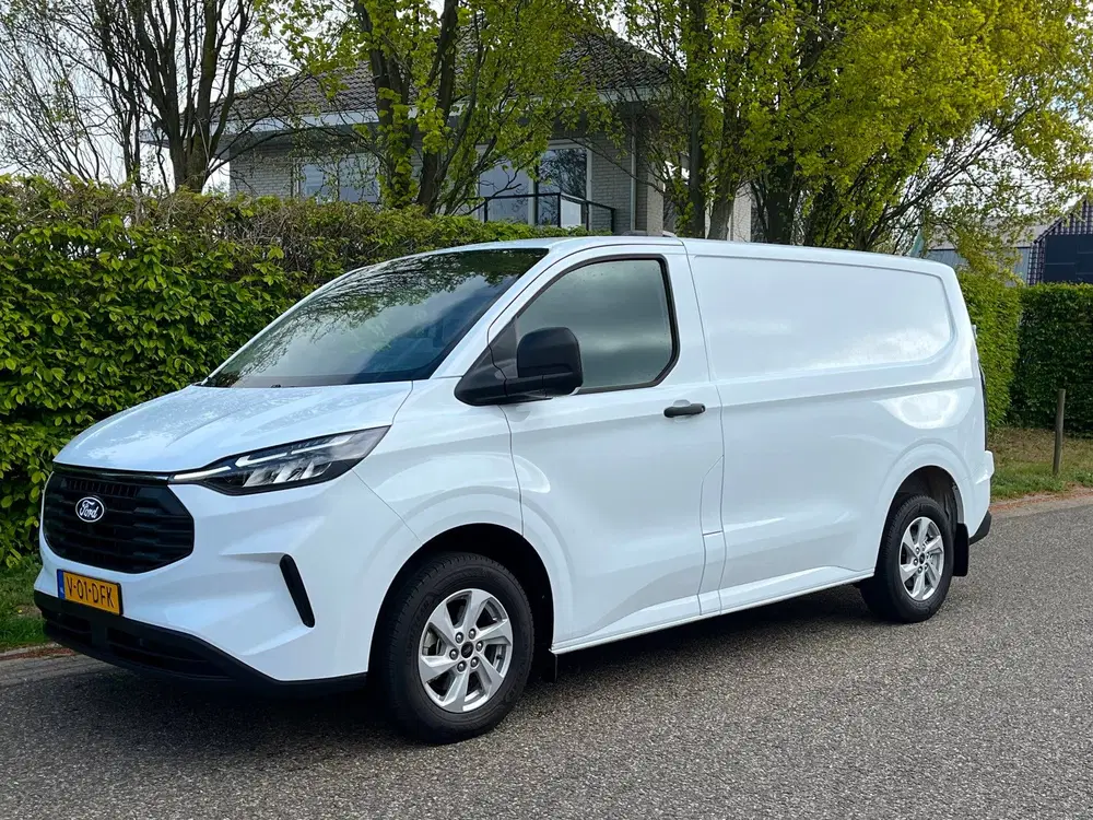 Ford Transit Custom L1H1 110pk Trend uit 2024