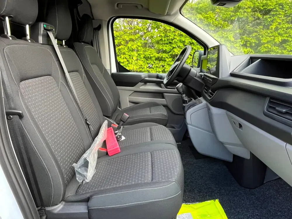 Ford Transit Custom L1H1 110pk Trend uit 2024, foto 12