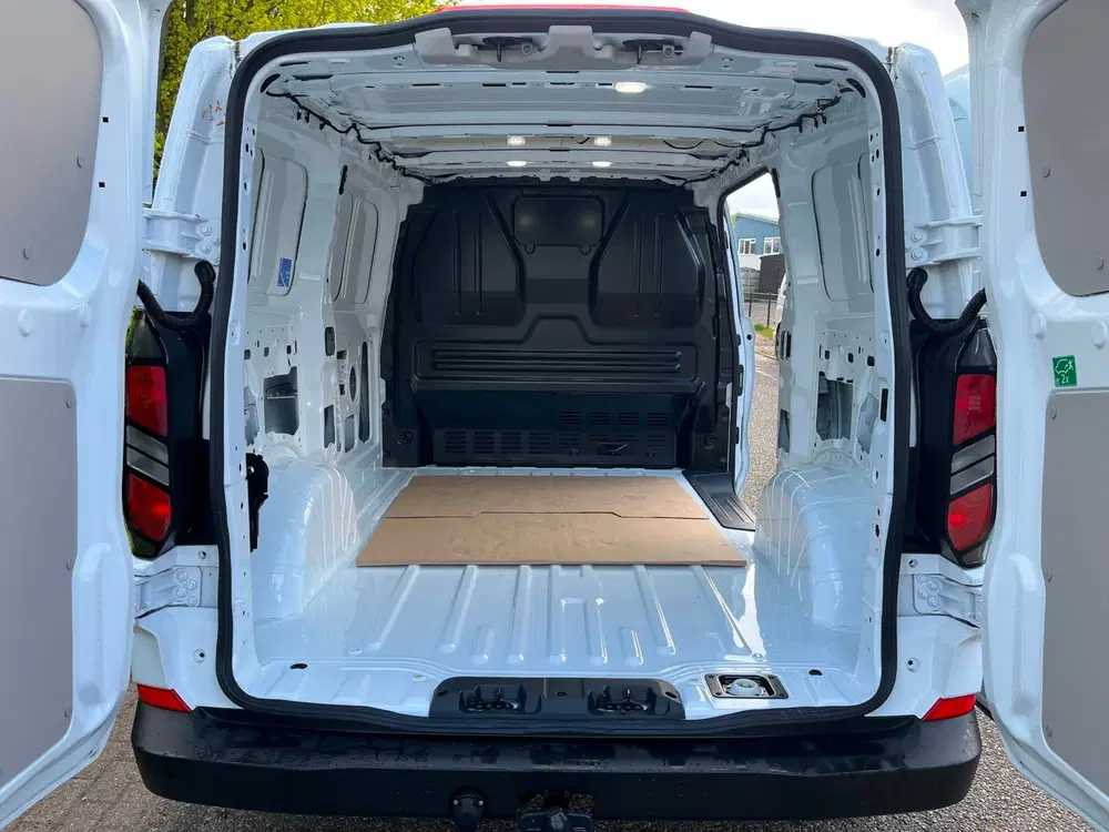Ford Transit Custom L1H1 110pk Trend uit 2024, foto 14