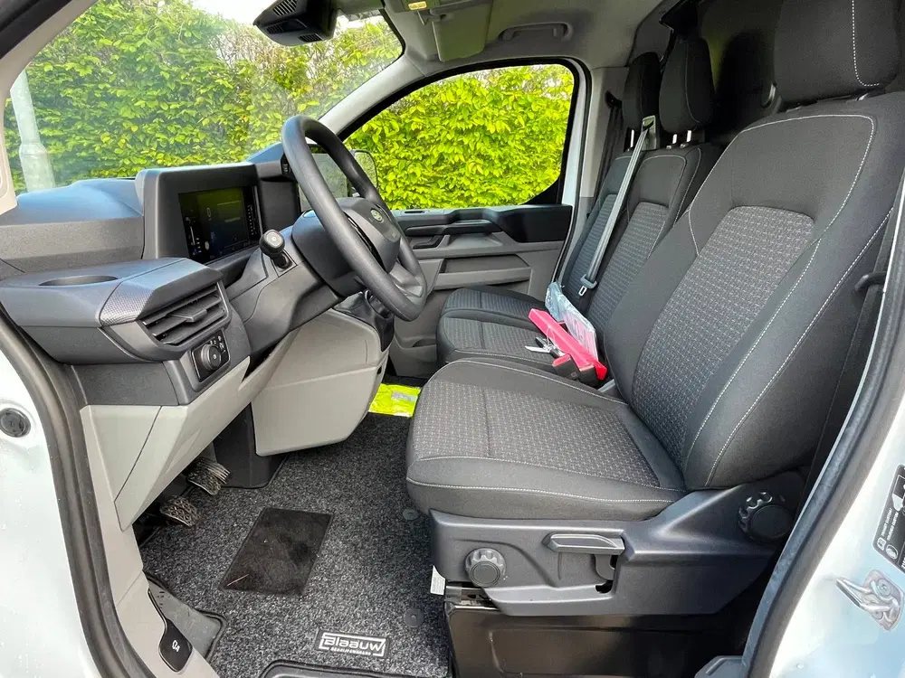 Ford Transit Custom L1H1 110pk Trend uit 2024, foto 3