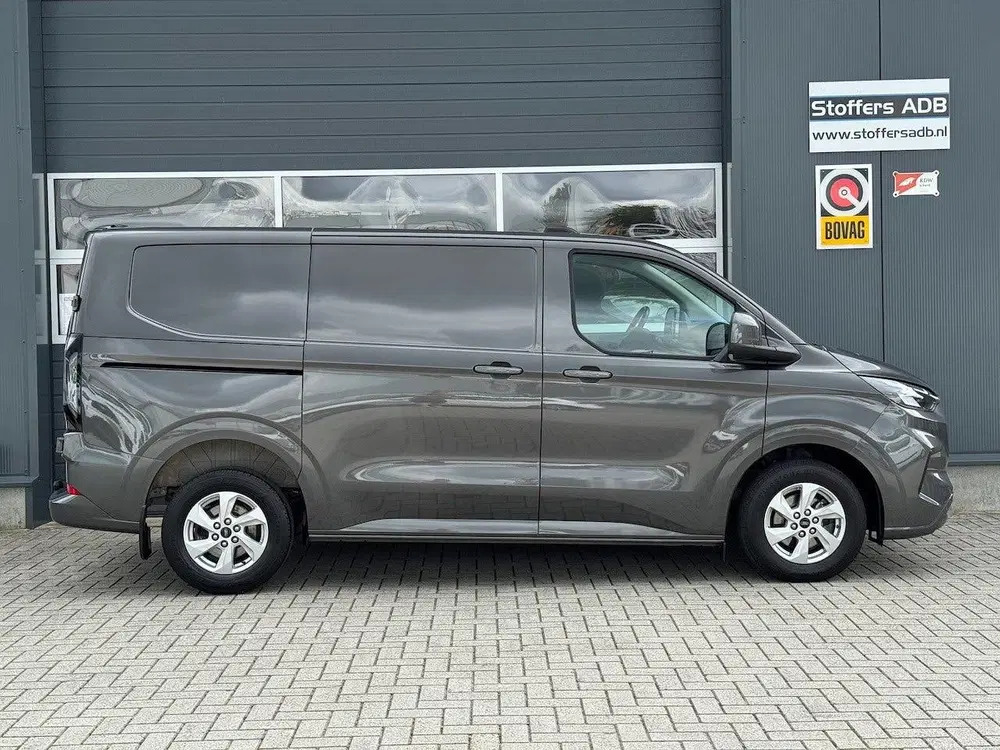 Ford Transit Custom 2.0 TDCI 170pk L1H1 Limited Automaat uit 2024, foto 7