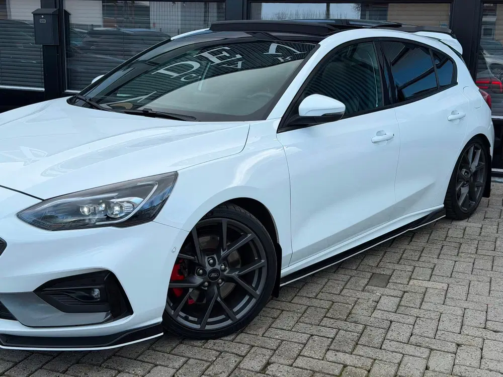 Ford Focus 2.3 EcoBoost ST-3 Panoramadak Sportuitlaat uit 2020, foto 11