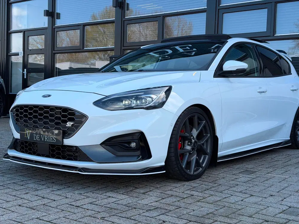 Ford Focus 2.3 EcoBoost ST-3 Panoramadak Sportuitlaat uit 2020, foto 14