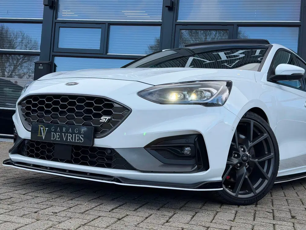 Ford Focus 2.3 EcoBoost ST-3 Panoramadak Sportuitlaat uit 2020, foto 7