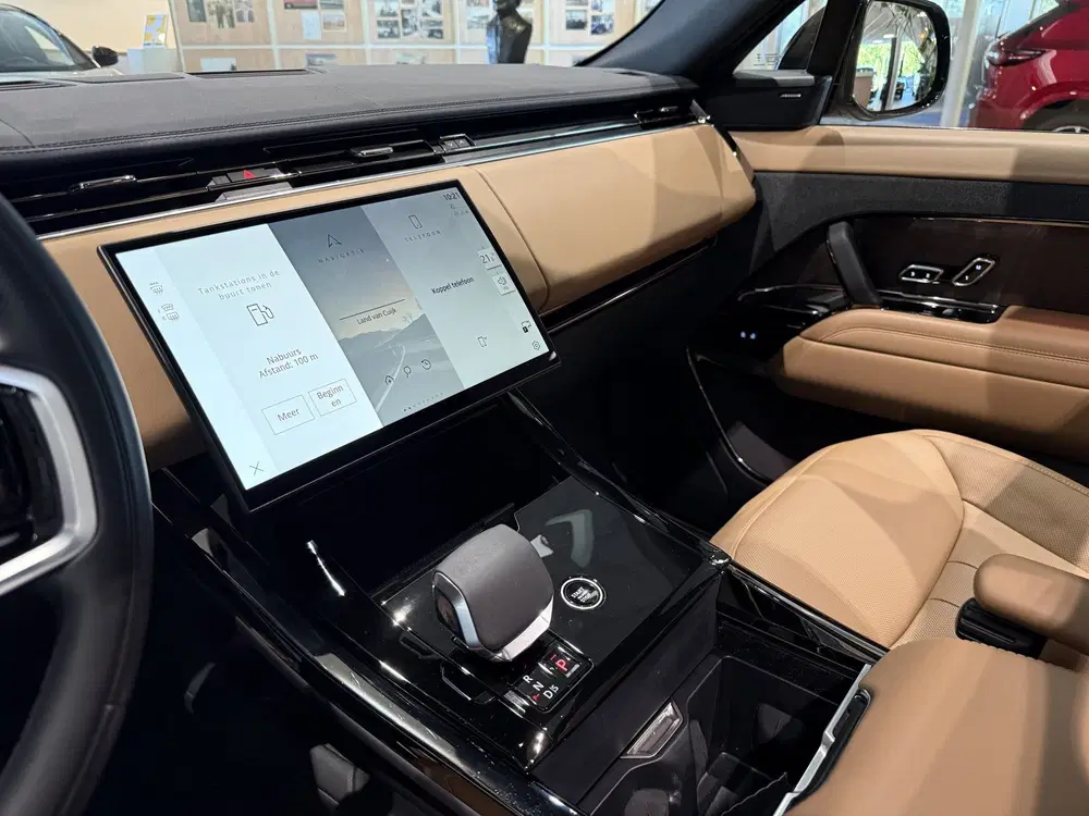 Land Rover Range Rover Sport 3.0 P460e Dynamic SE PHEV uit 2024, foto 11