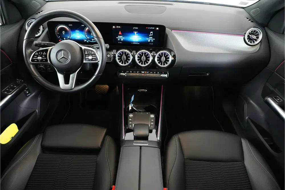Mercedes-Benz GLA GLA 250 e AMG Line 218 pk PHEV uit 2022, foto 2