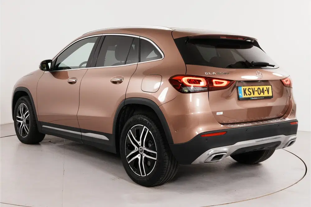 Mercedes-Benz GLA GLA 250 e AMG Line 218 pk PHEV uit 2022, foto 8