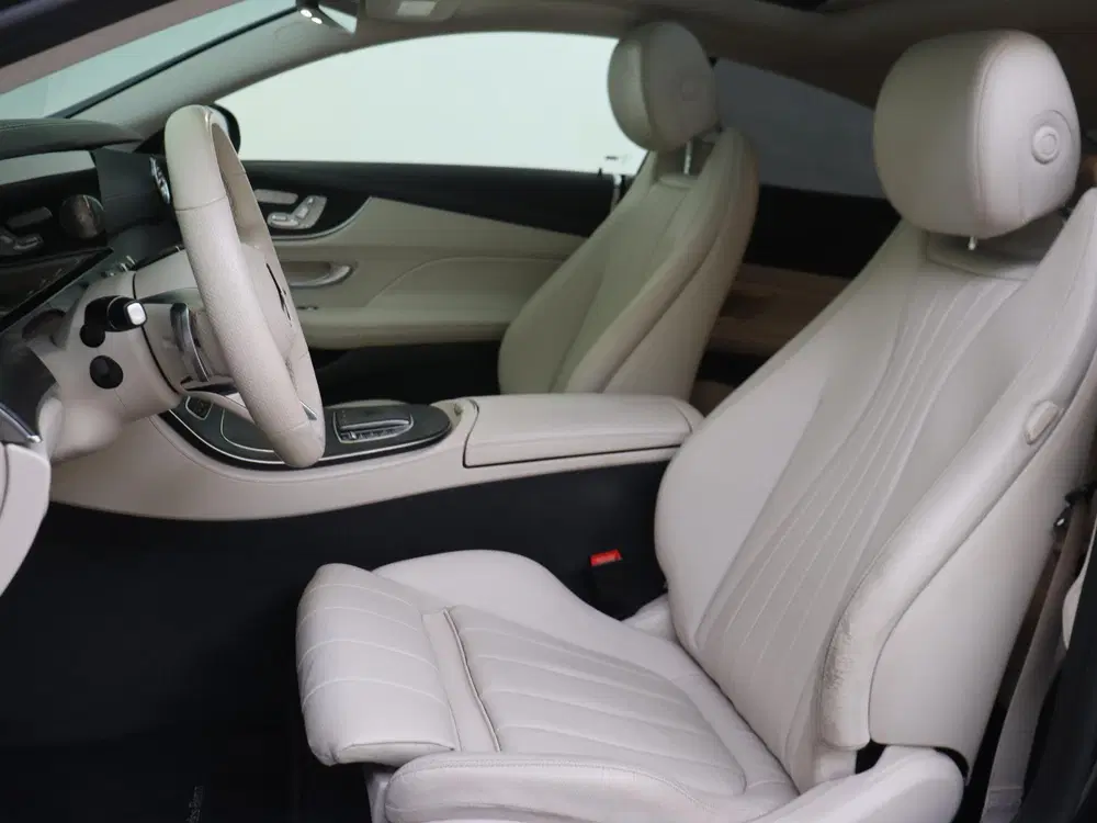 Mercedes-Benz E-Klasse E-klasse Coupé 450 4MATIC AMG Line uit 2021, foto 15