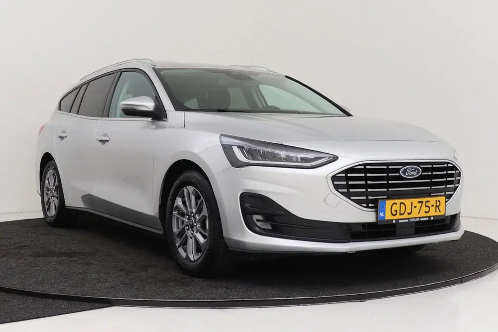 Ford Focus 1.0 EcoBoost Hybrid Titanium uit 2024, foto 15
