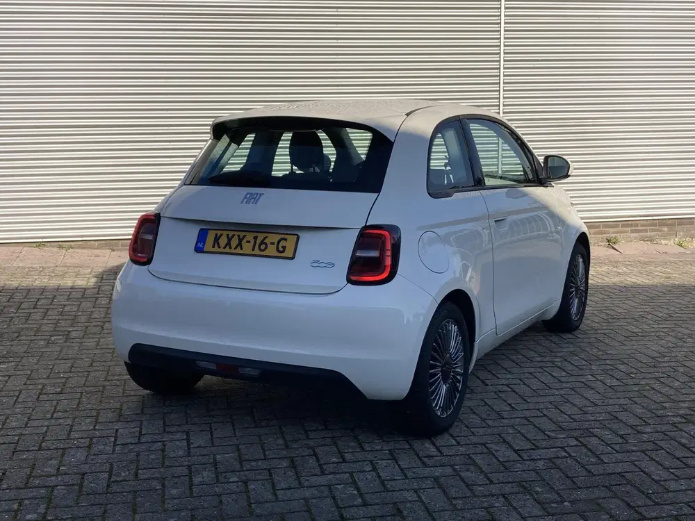 Fiat 500e Icon 42 kWh uit 2023, foto 4