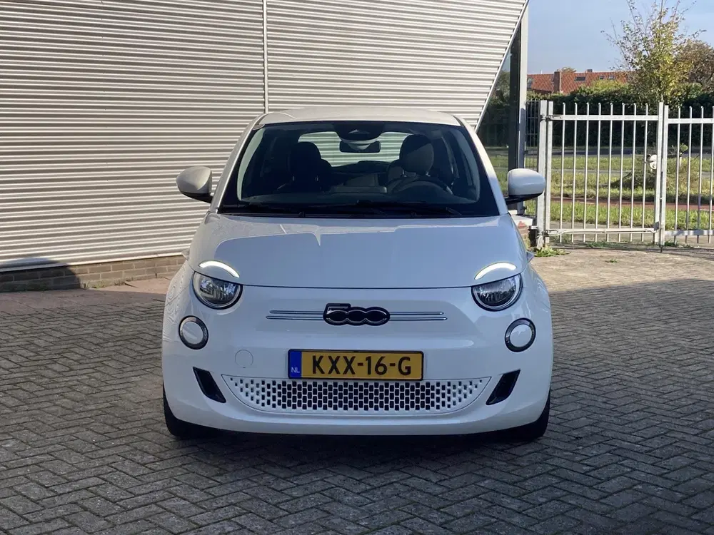 Fiat 500e Icon 42 kWh uit 2023, foto 5