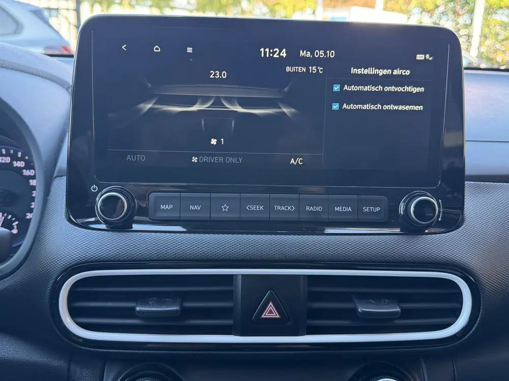 Hyundai KONA 1.6 GDI HEV Premium uit 2020, foto 13