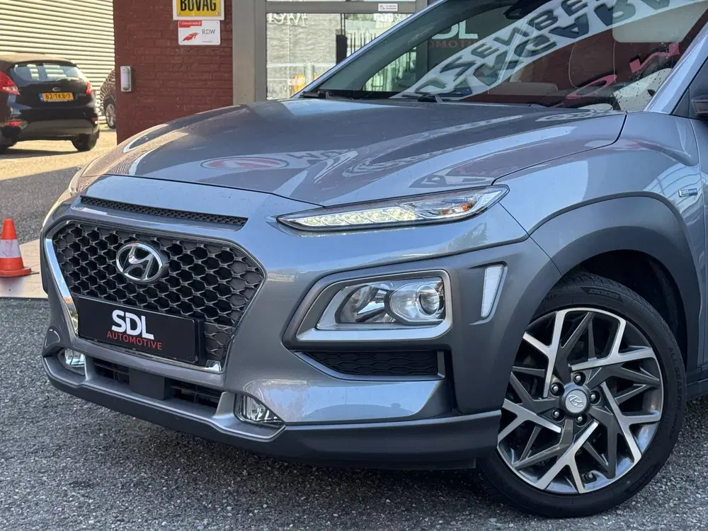 Hyundai KONA 1.6 GDI HEV Premium uit 2020, foto 3