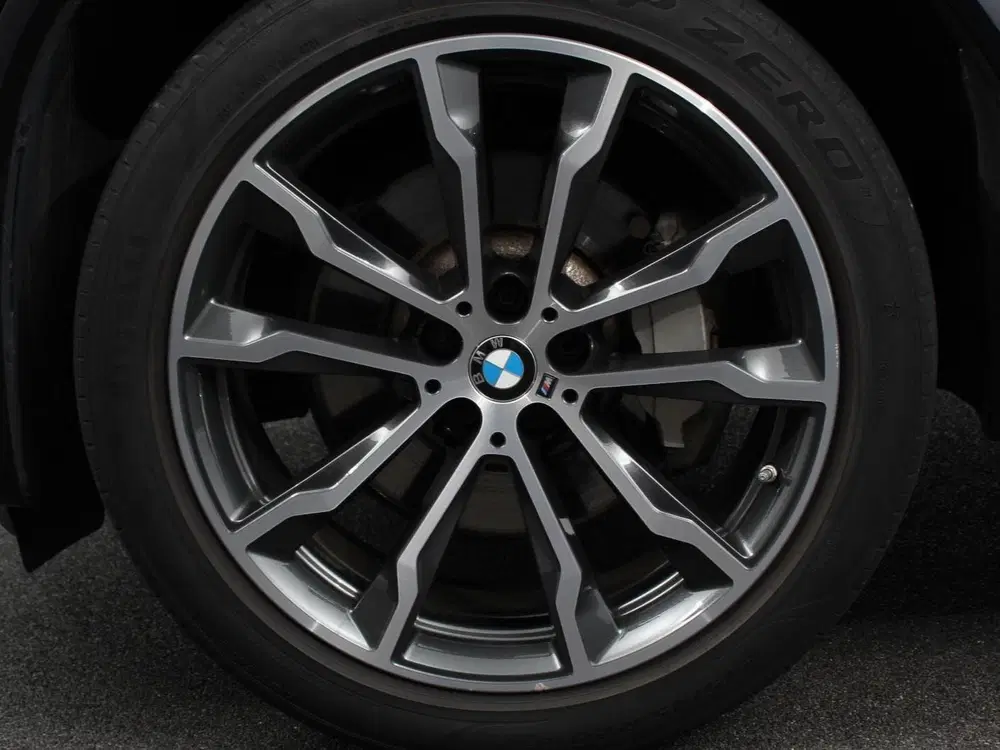 BMW X3 xDrive30e 292pk M-Sport Executive PHEV DEM uit 2022, foto 2
