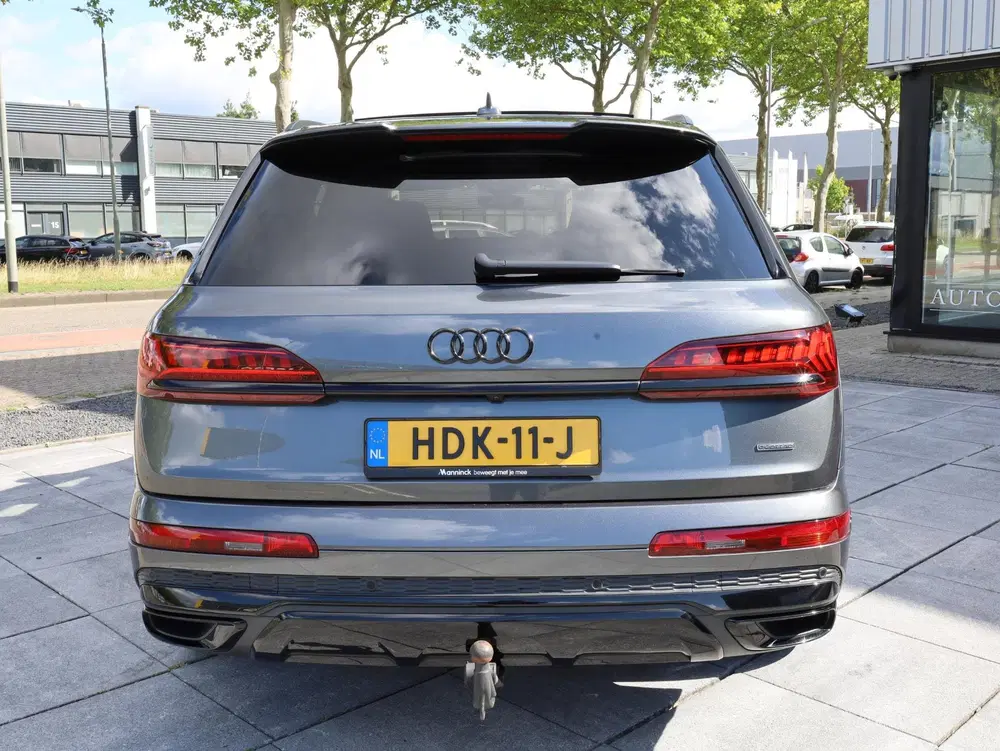 Audi Q7 55 TFSI e quattro S-Line 381PK uit 2021, foto 5