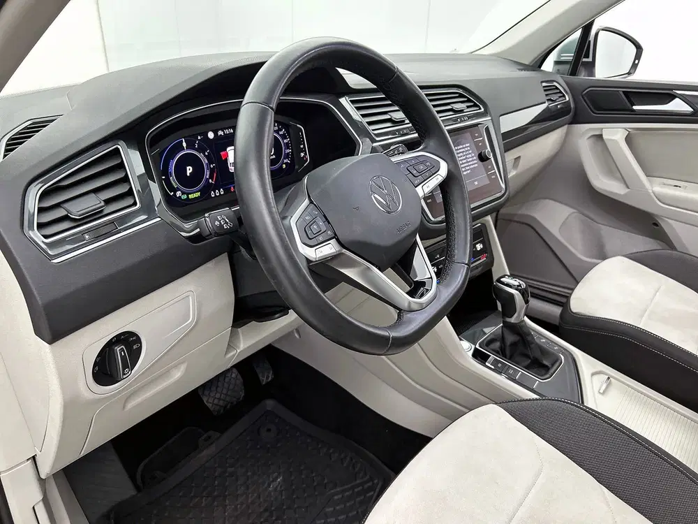 Volkswagen Tiguan 1.4 TSI eHybrid Business+ uit 2021, foto 13