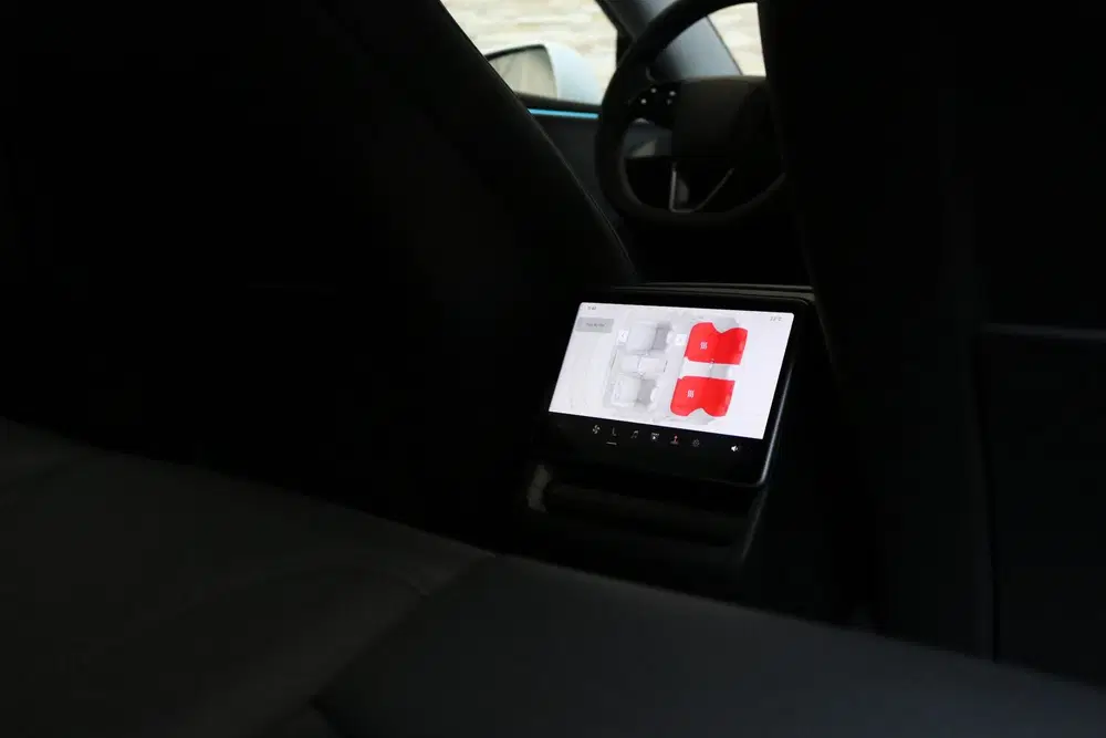 Tesla Model 3 Highland PREMIUM RWD 60 kWh Stoelverw. uit 2024, foto 11