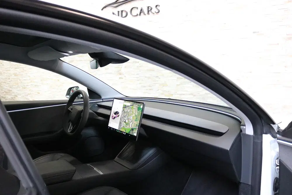 Tesla Model 3 Highland PREMIUM RWD 60 kWh Stoelverw. uit 2024, foto 9