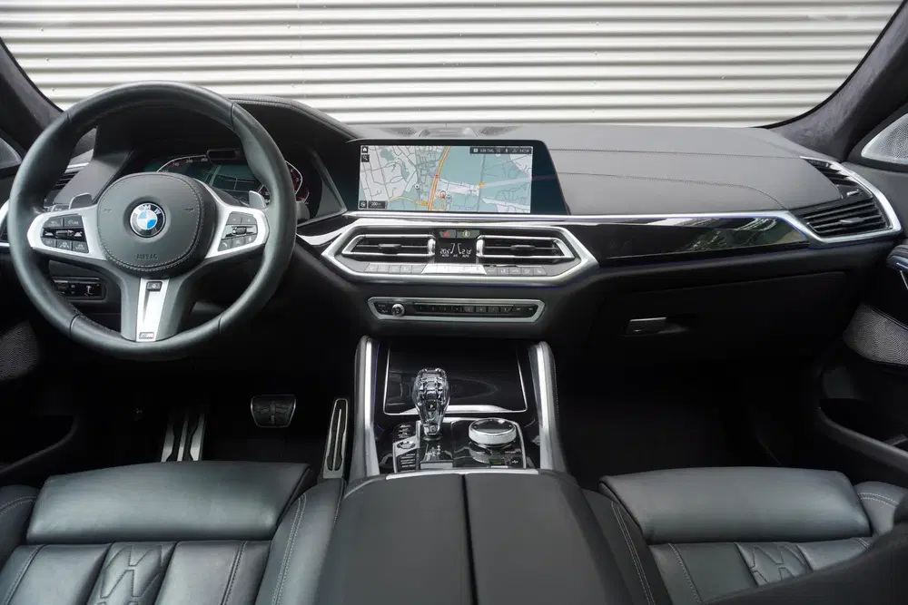 BMW X6 xDrive40i uit 2020, foto 9