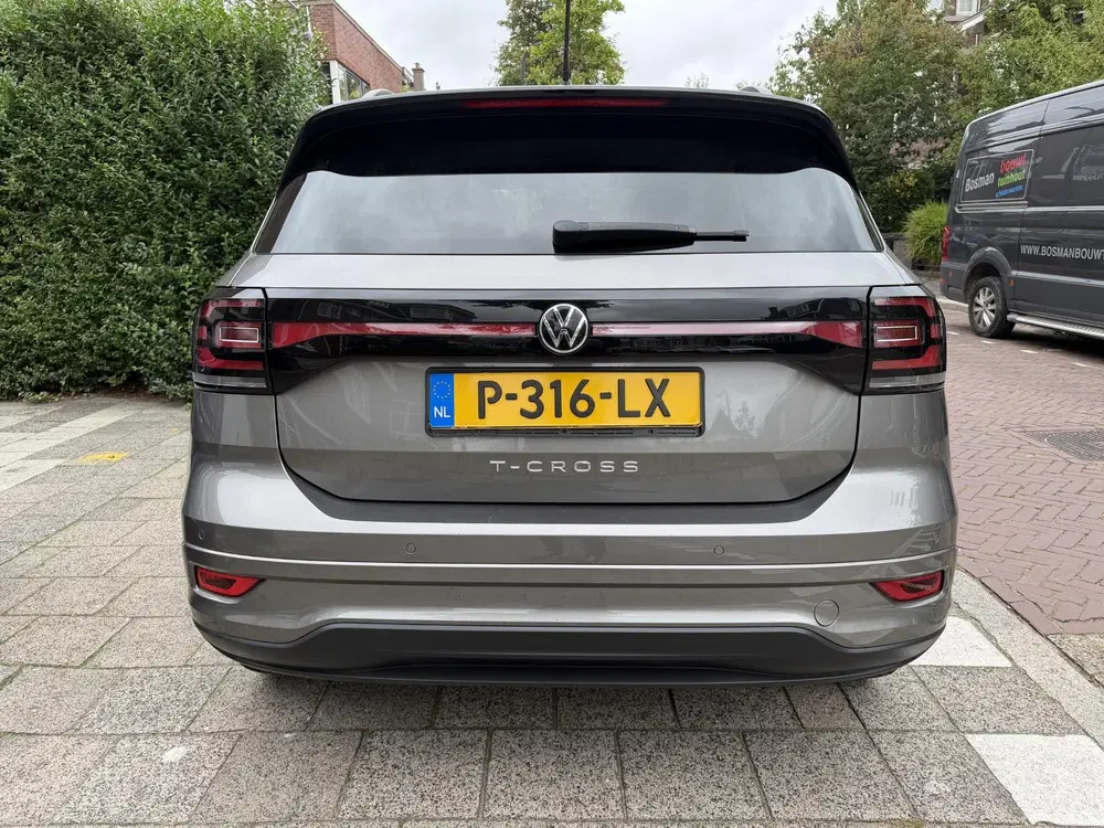 Volkswagen T-Cross 1.0 TSI R-Line uit 2022, foto 5