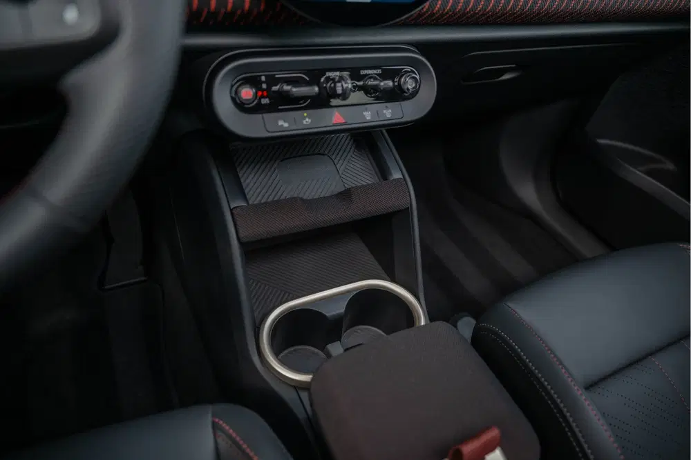 Mini Countryman 2.0 S ALL4 John Cooper Works L uit 2024, foto 4