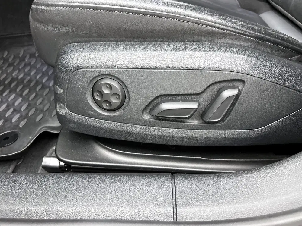 Audi A4 35 TFSI S uit 2021, foto 6