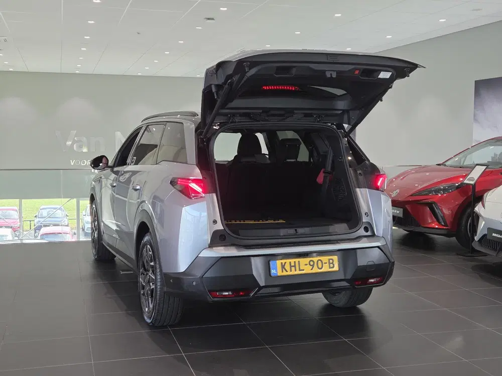 Peugeot 5008 1.2 Hybrid 145 GT 7p 7 persoons uitvoering uit 2025, foto 10