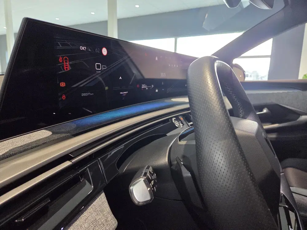 Peugeot 5008 1.2 Hybrid 145 GT 7p 7 persoons uitvoering uit 2025, foto 15