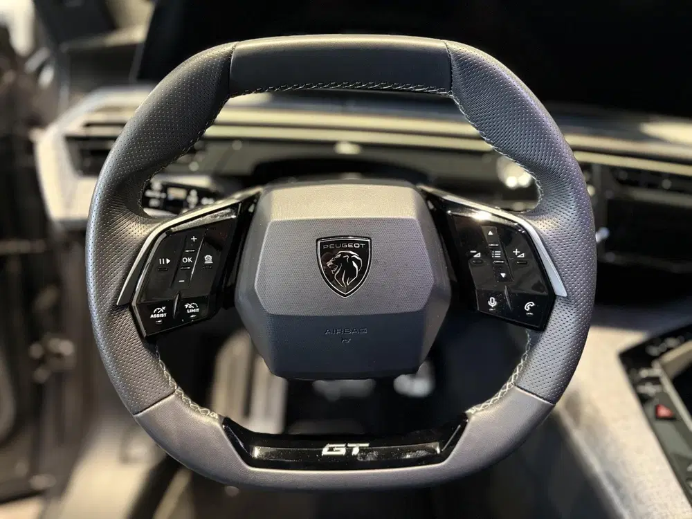Peugeot 5008 1.2 Hybrid 145 GT 7p 7 persoons uitvoering uit 2025, foto 7