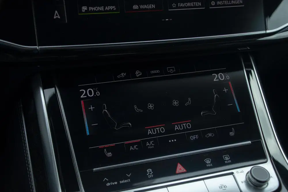Audi Q7 55 TFSI e Quattro uit 2021, foto 14