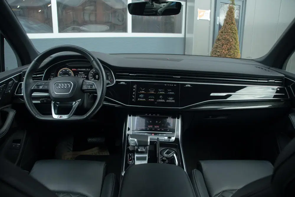 Audi Q7 55 TFSI e Quattro uit 2021, foto 5