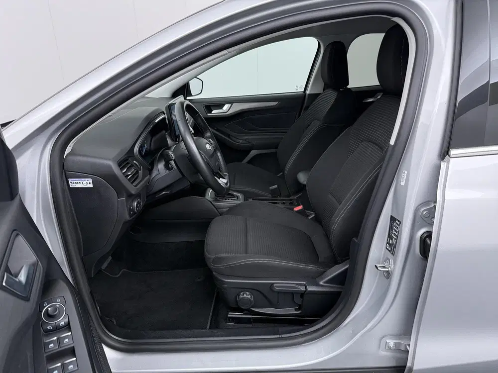Ford Focus 1.0 EcoBoost Hybrid Titanium Automaat uit 2024, foto 11