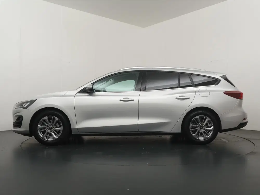 Ford Focus 1.0 EcoBoost Hybrid Titanium Automaat uit 2024, foto 2