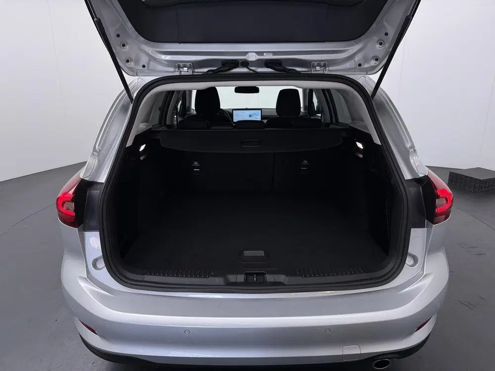 Ford Focus 1.0 EcoBoost Hybrid Titanium Automaat uit 2024, foto 9