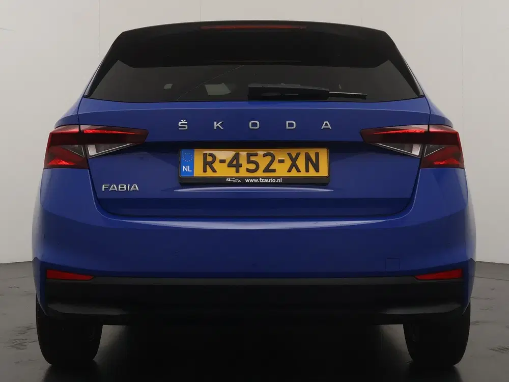 Skoda Fabia 1.0 TSI Business Edition Automaat uit 2023, foto 4