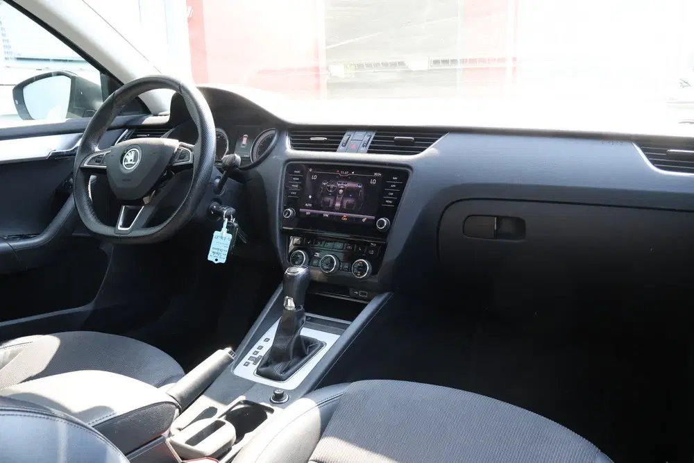 Skoda Octavia 1.6 TDI DSG Greentech Clever Edition uit 2020, foto 7