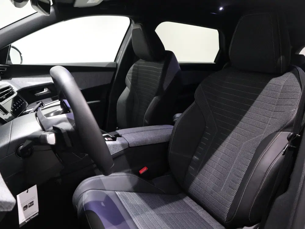 Peugeot 5008 Hybrid Allure uit 2026, foto 8