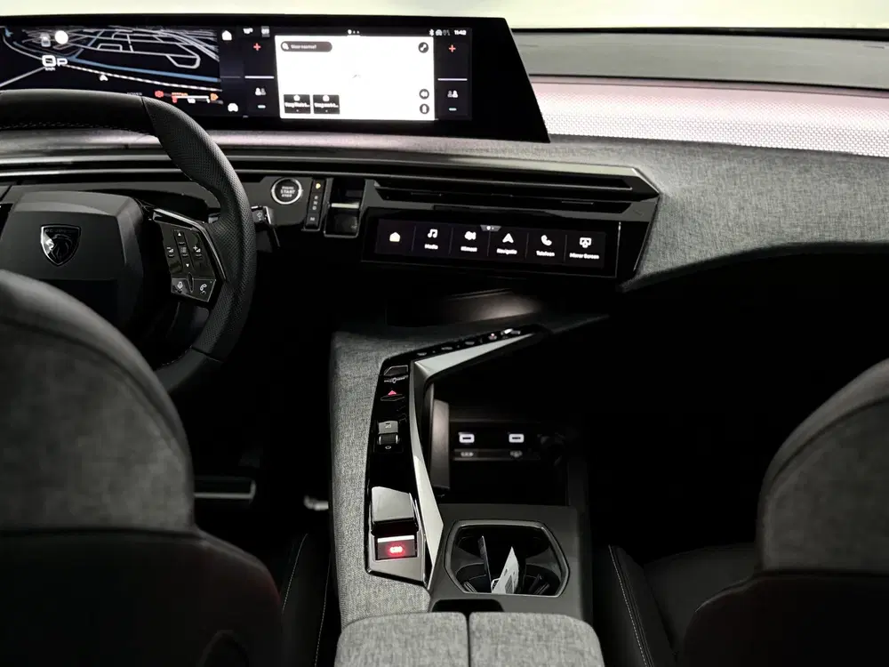 Peugeot 5008 1.2 Hybrid 145 GT 7P Camera uit 2026, foto 14