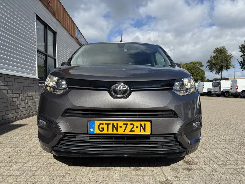 Toyota Proace City 1.2 Turbo 130pk Active Long 7 perso uit 2021, foto 5