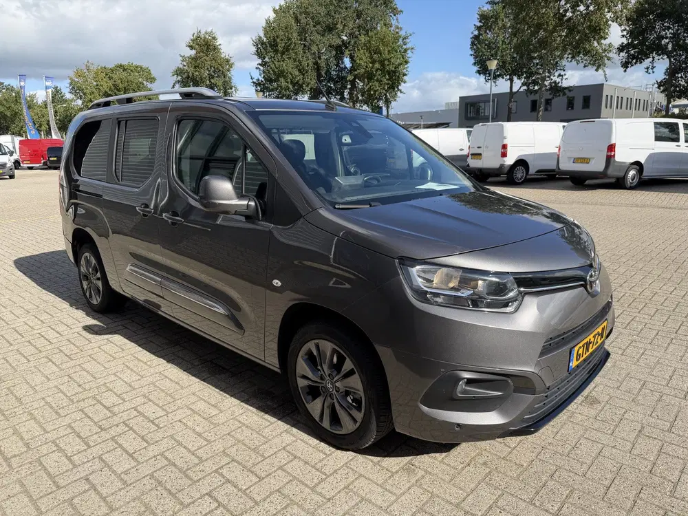 Toyota Proace City 1.2 Turbo 130pk Active Long 7 perso uit 2021, foto 6