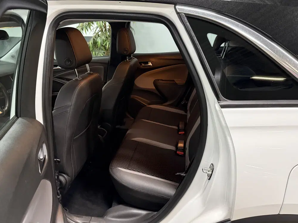 Opel Crossland 1.2 Turbo Online Edition uit 2019, foto 9
