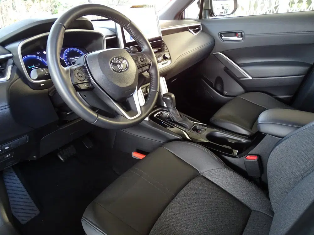 Toyota Corolla Cross Hybrid 140 Style uit 2024, foto 3