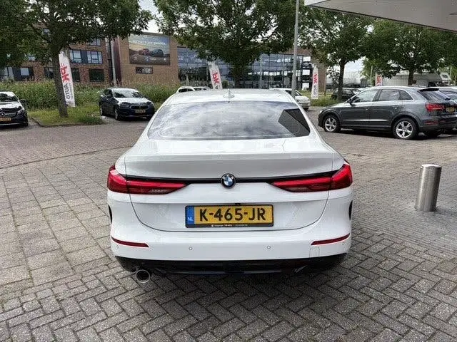 BMW 2-serie 2 Serie Gran Coupé 218i Executive Edition uit 2021, foto 3
