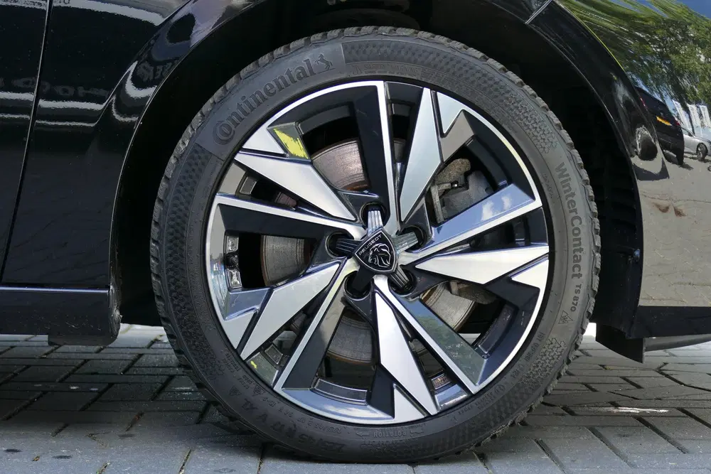Peugeot 308 1.6 PLUG-IN HYBRID 180PK ACTIVE PACK uit 2023, foto 10