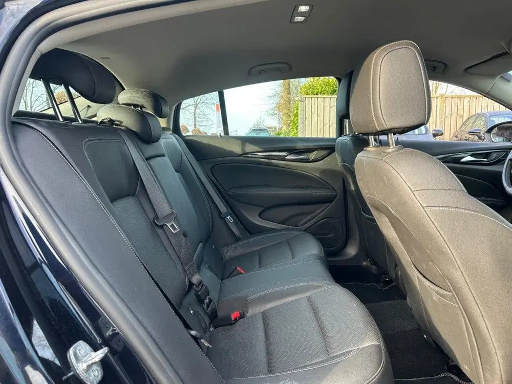 Opel Insignia 1.5 T BUSINESS EXE uit 2020, foto 11