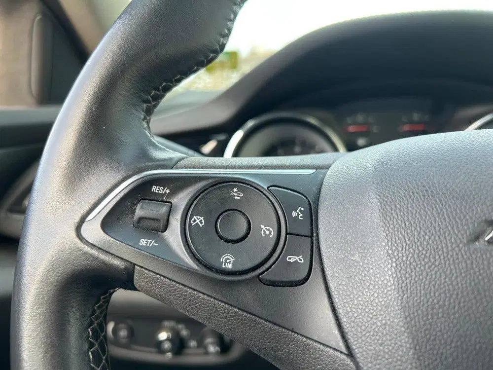 Opel Insignia 1.5 T BUSINESS EXE uit 2020, foto 15