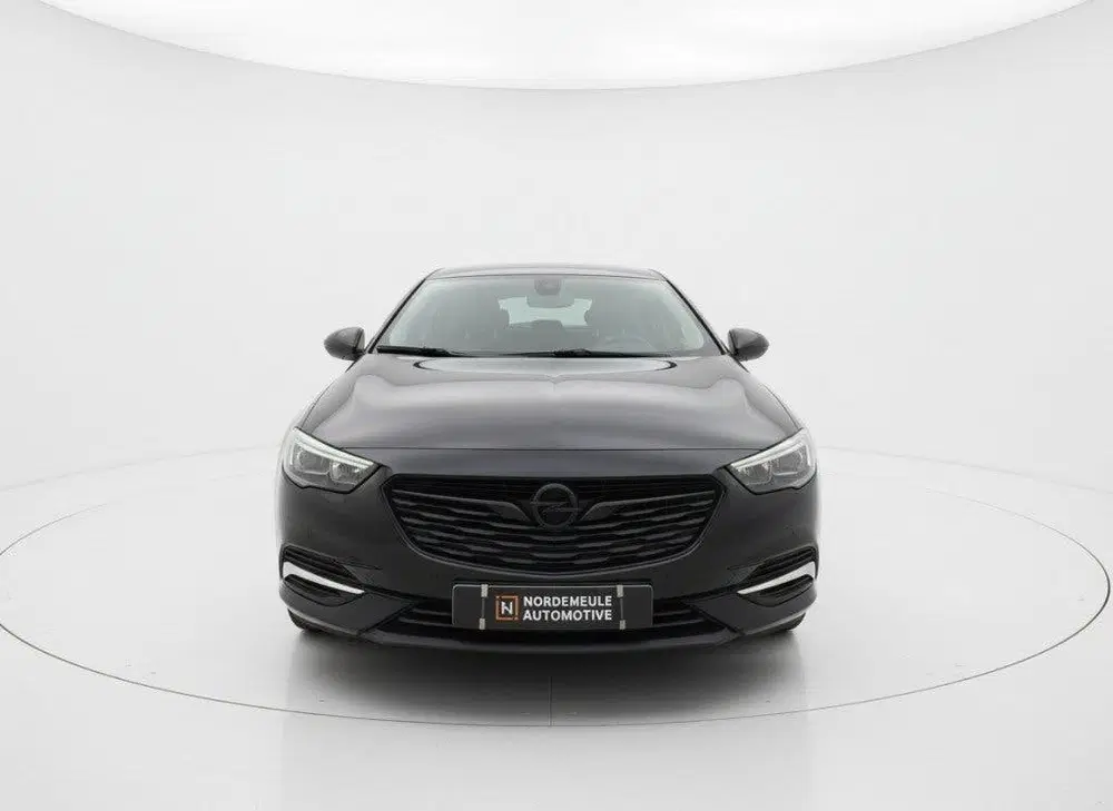 Opel Insignia 1.5 T BUSINESS EXE uit 2020, foto 2