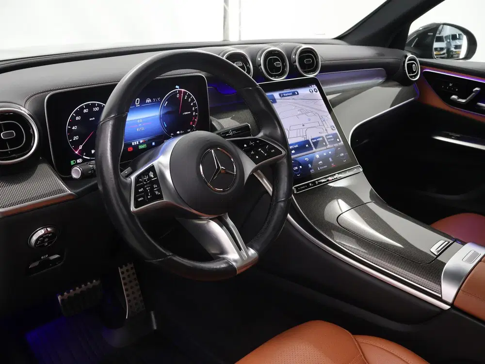 Mercedes-Benz GLC 300e 4MATIC Luxury Line uit 2023, foto 7