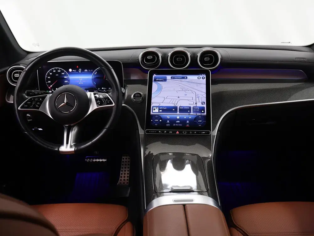 Mercedes-Benz GLC 300e 4MATIC Luxury Line uit 2023, foto 8